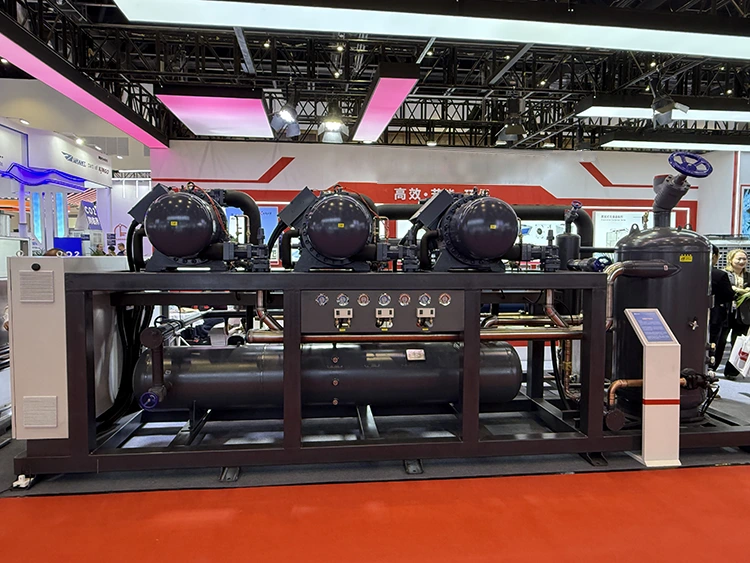 Halbhermetische zweistufige Schrauben-Kühlkompressoreinheit